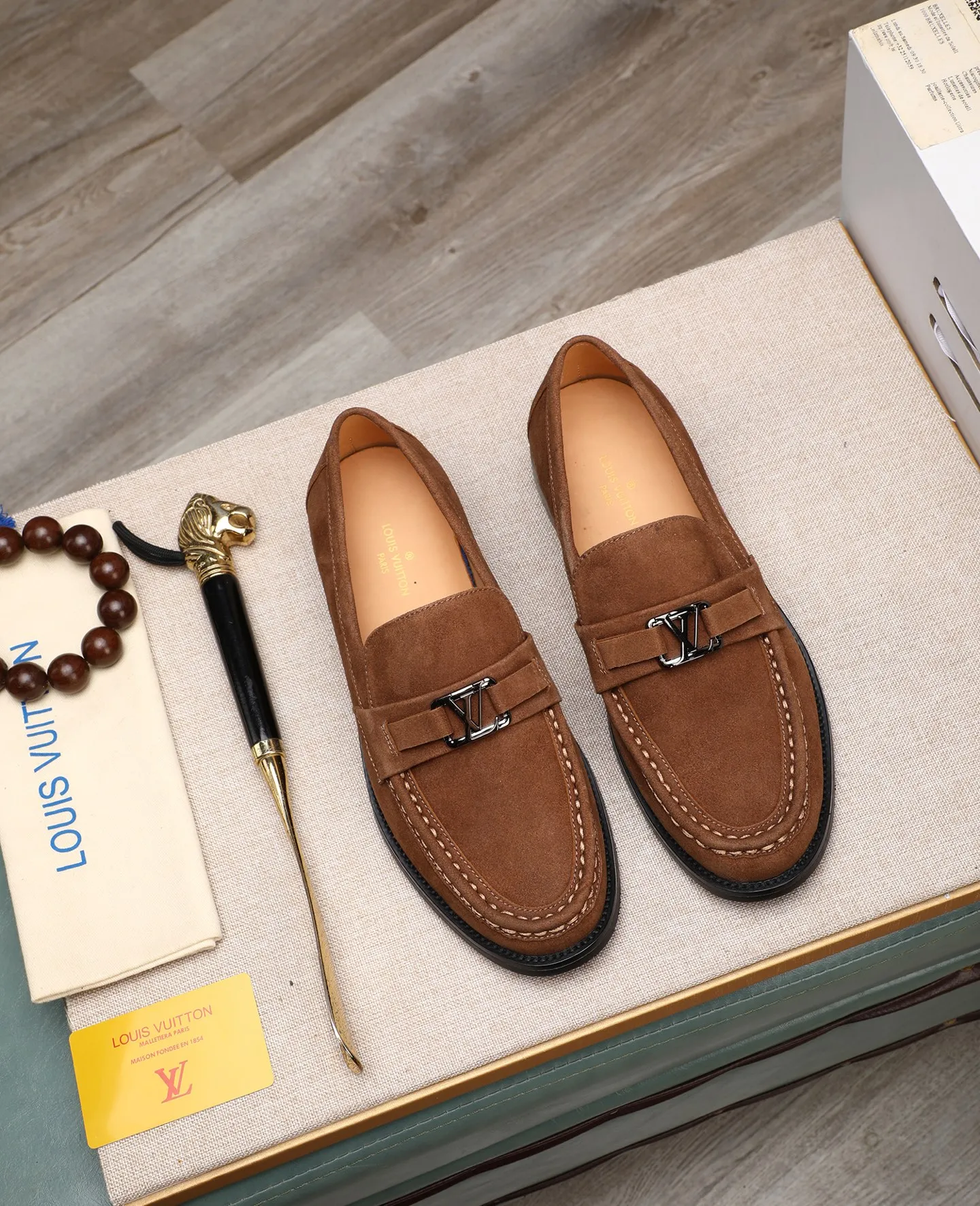 Men's shoes 💰480 📛📛(Niuli) high-end [LOUIS VUITTON】Louis Vuitton official website synchronizes new products👟Milan fashion catwalk style🇰🇾🇰🇾LV house logo, celebrity style, a must-have for fashionistas⚠️First-layer calfskin➕Cowhide lining➕Official website original original outsole👞Number 38-44